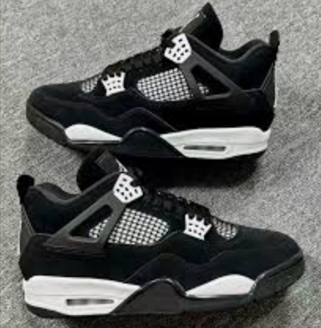Air Jordan 4 Retro for kids by La Maison Angie | Premium for Modern Style