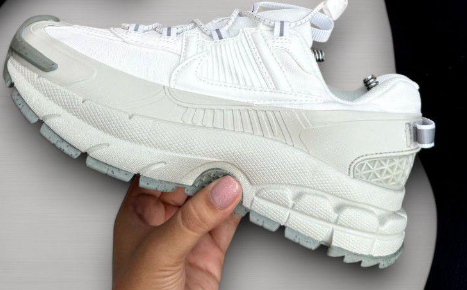 Nike Vomero Roam Woman by La Maison Angie | Premium for Modern Style