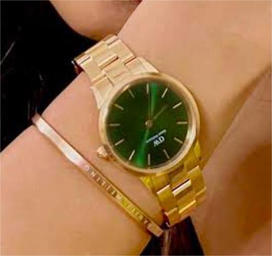 Daniel Wellington Rose Gold Classic Green 40mm by La Maison Angie | Premium Accessories for Modern Style